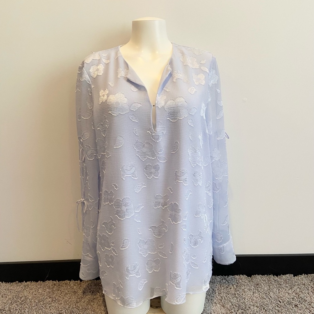 Elegant Lavender Women's Blouse